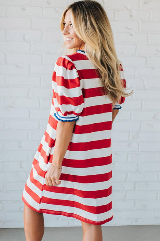 Red Stripe Contrast Trim Round Neck Short Puff Sleeve Shift Dress